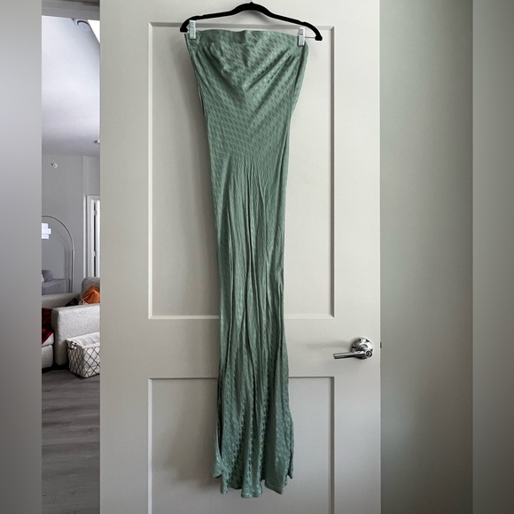 EUC strapless silk dress - Picture 1 of 6